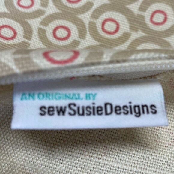 Red tan Circles Geometric Design Indoor Outdoor Throw Pillow Cover Case 19”x19” - Picture 3 of 5